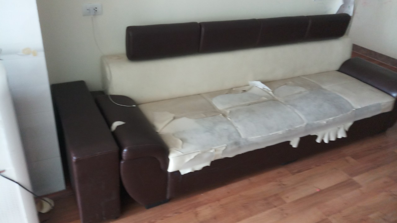 Thay vỏ bọc ghế sofa da tại đường Đồng Khởi, quận 1
